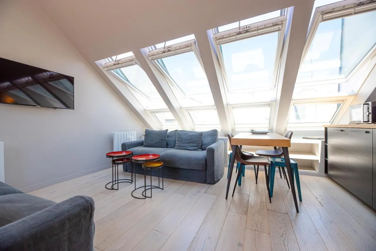 Residence Du Louvre Paris Apartment